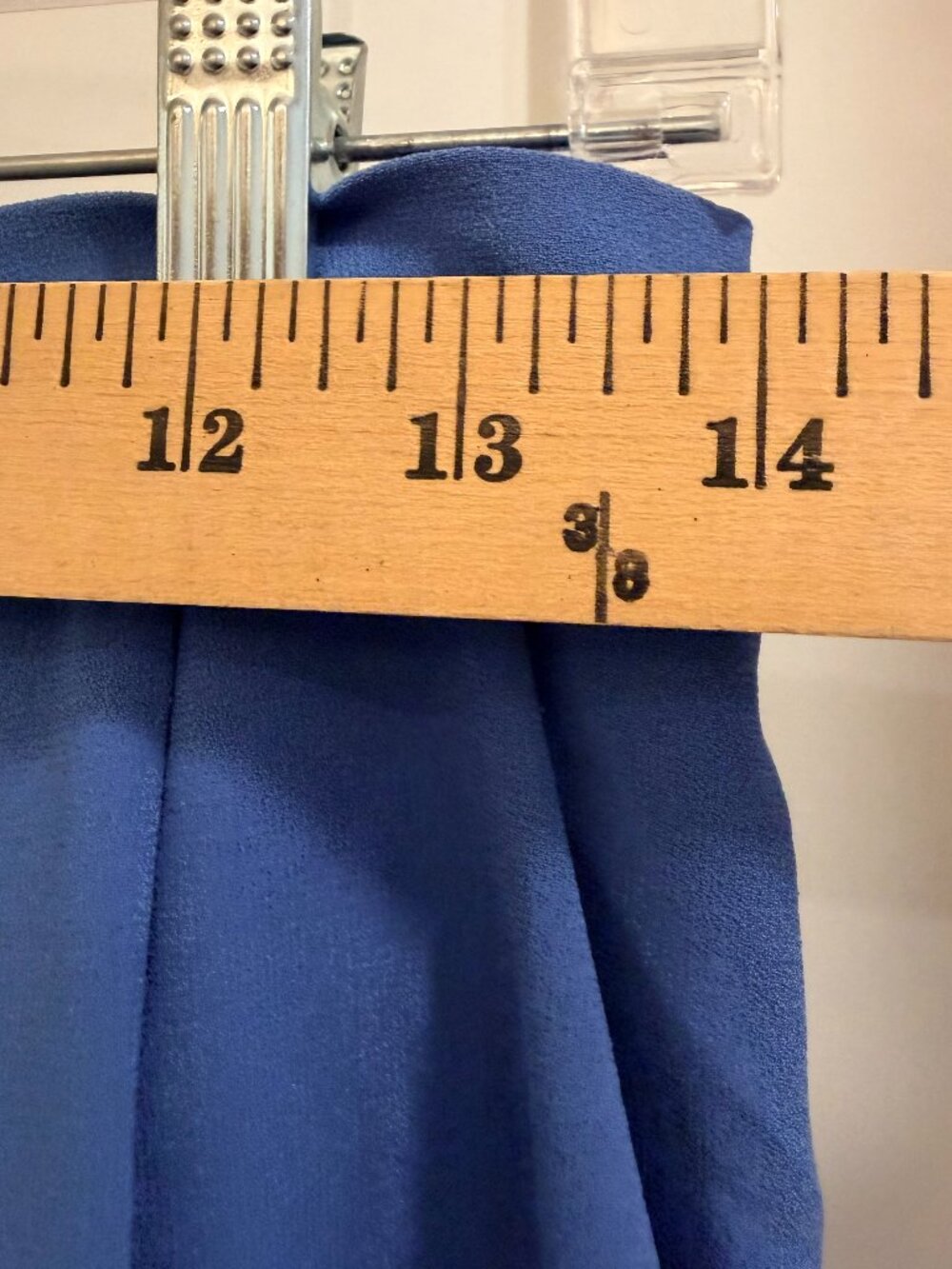 Babaton Aritzia Blue Pleated Shorts Size 6 - Picture 4 of 7